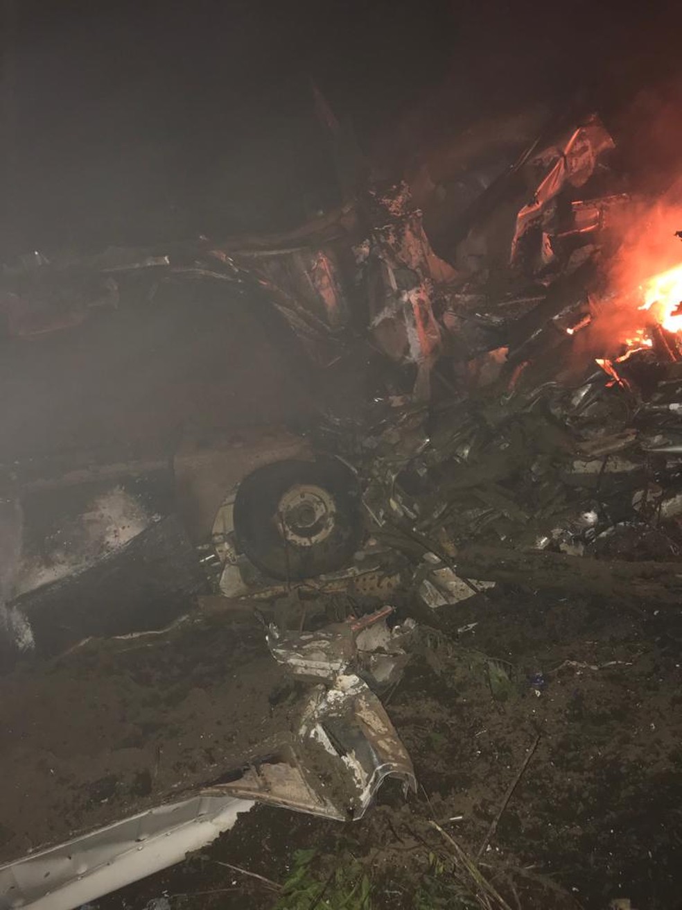 Avião cai e mata 4 pessoas no Ceará