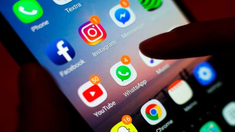 Facebook e Instagram vão excluir mais de 50 milhões de postagens falsas