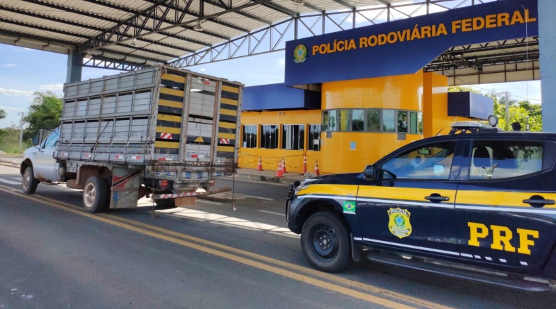 Idoso é preso com caminhão roubado na BR 343 em Teresina