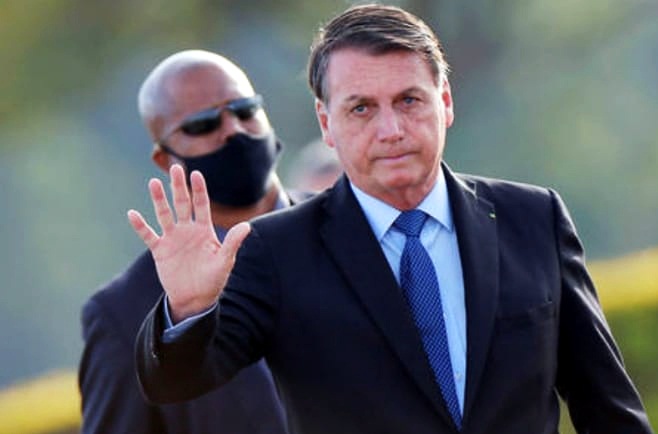 Jair Bolsonaro pode indicar novo nome ao Ministério da Educação nesta quinta (2)