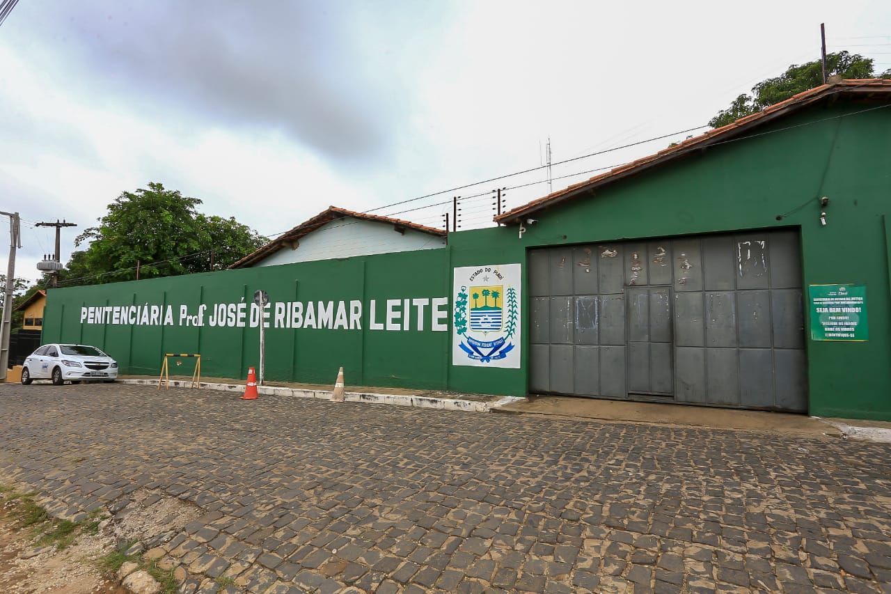 Detento que fugiu ao soldar portão é recapturado no Povoado Boa Hora