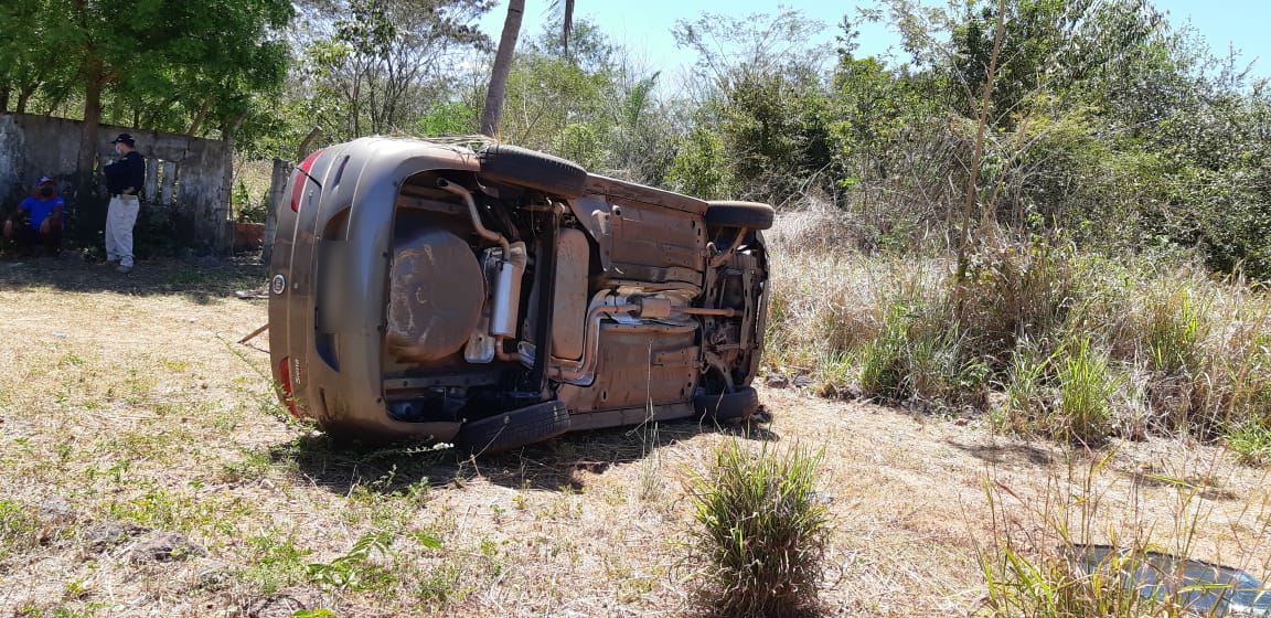 Mulher morre ao perder controle do veículo em Teresina