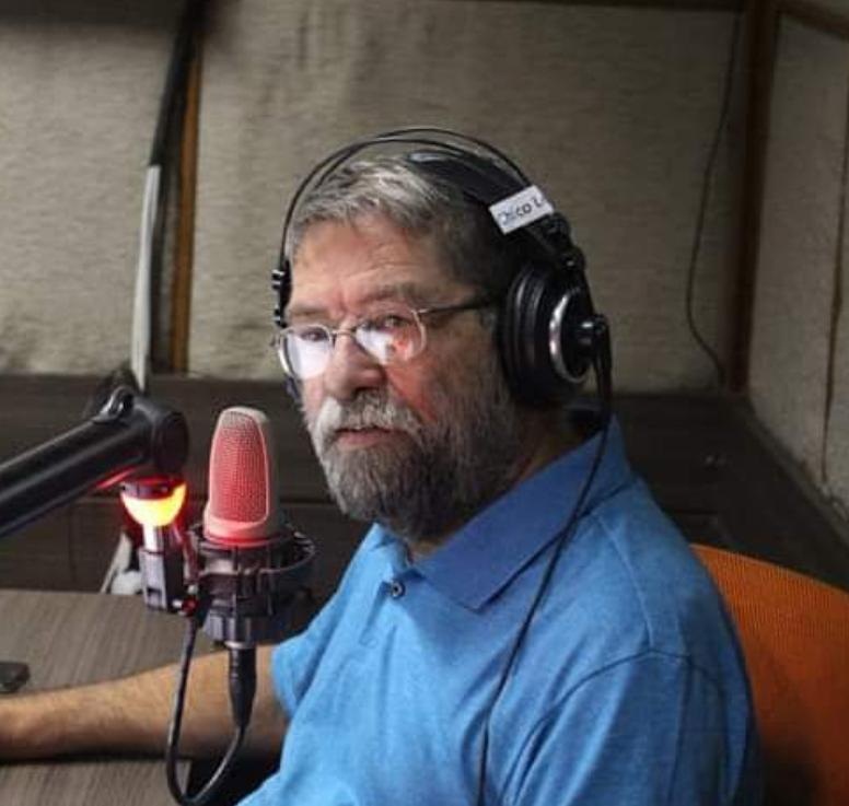 Morre aos 64 anos, o jornalista e radialista, Chico Leal