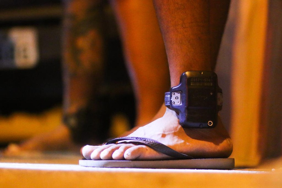 Sejus fiscaliza pessoas com uso de tornozeleiras eletrônicas