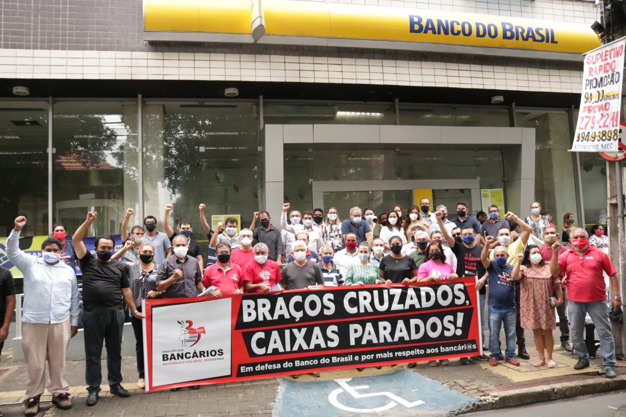 “Braços cruzados, caixas parados” uma luta contra o desmonte do BB