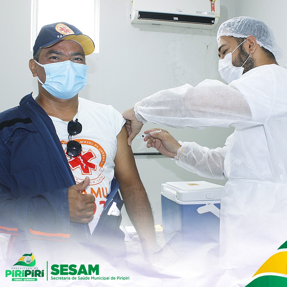 Saúde de Piripiri realiza vacinação dos profissionais do SAMU
