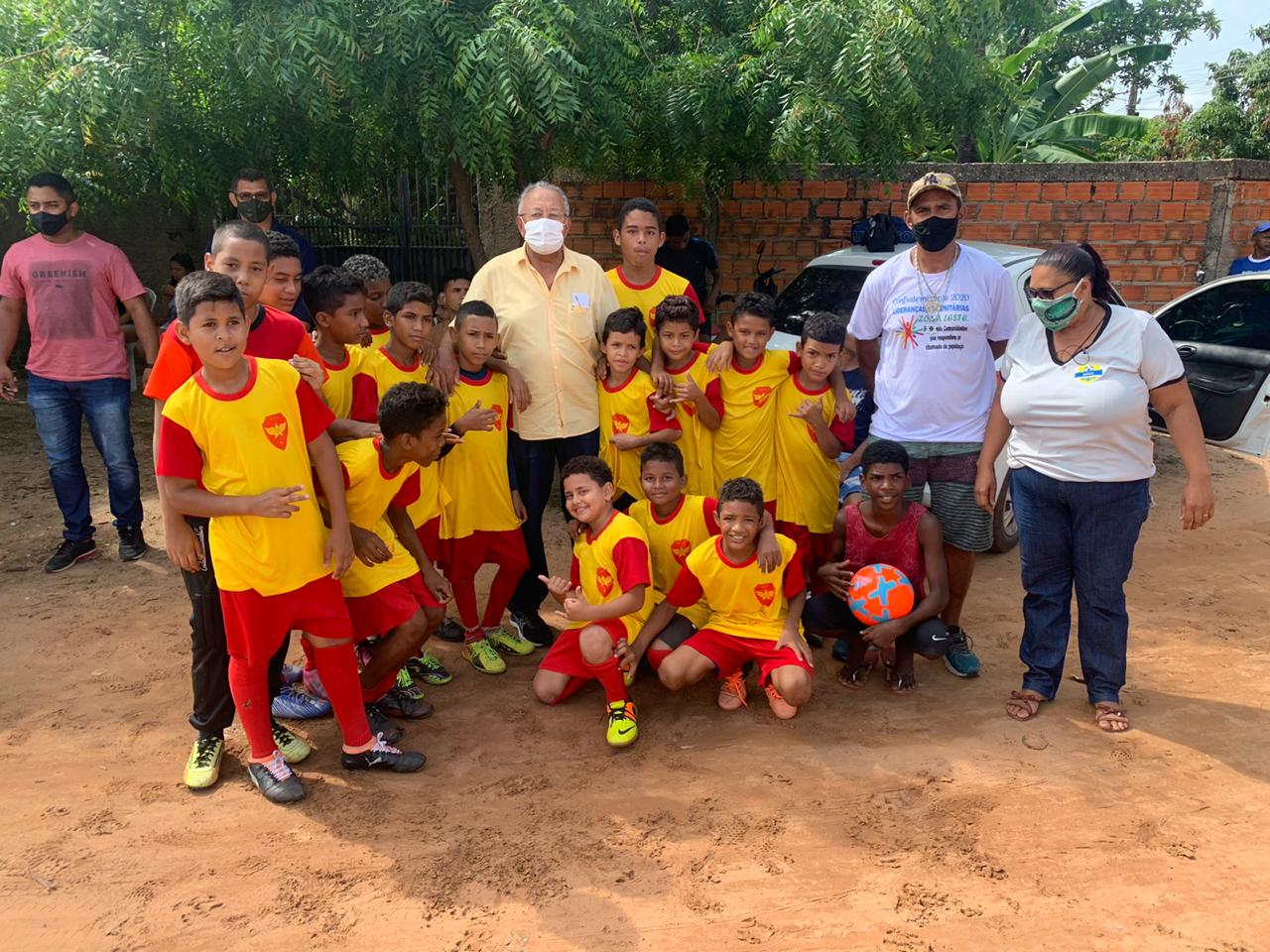 Prefeito Doutor Pessoa participa de copa na zona rural e destaca ações para o esporte teresinense