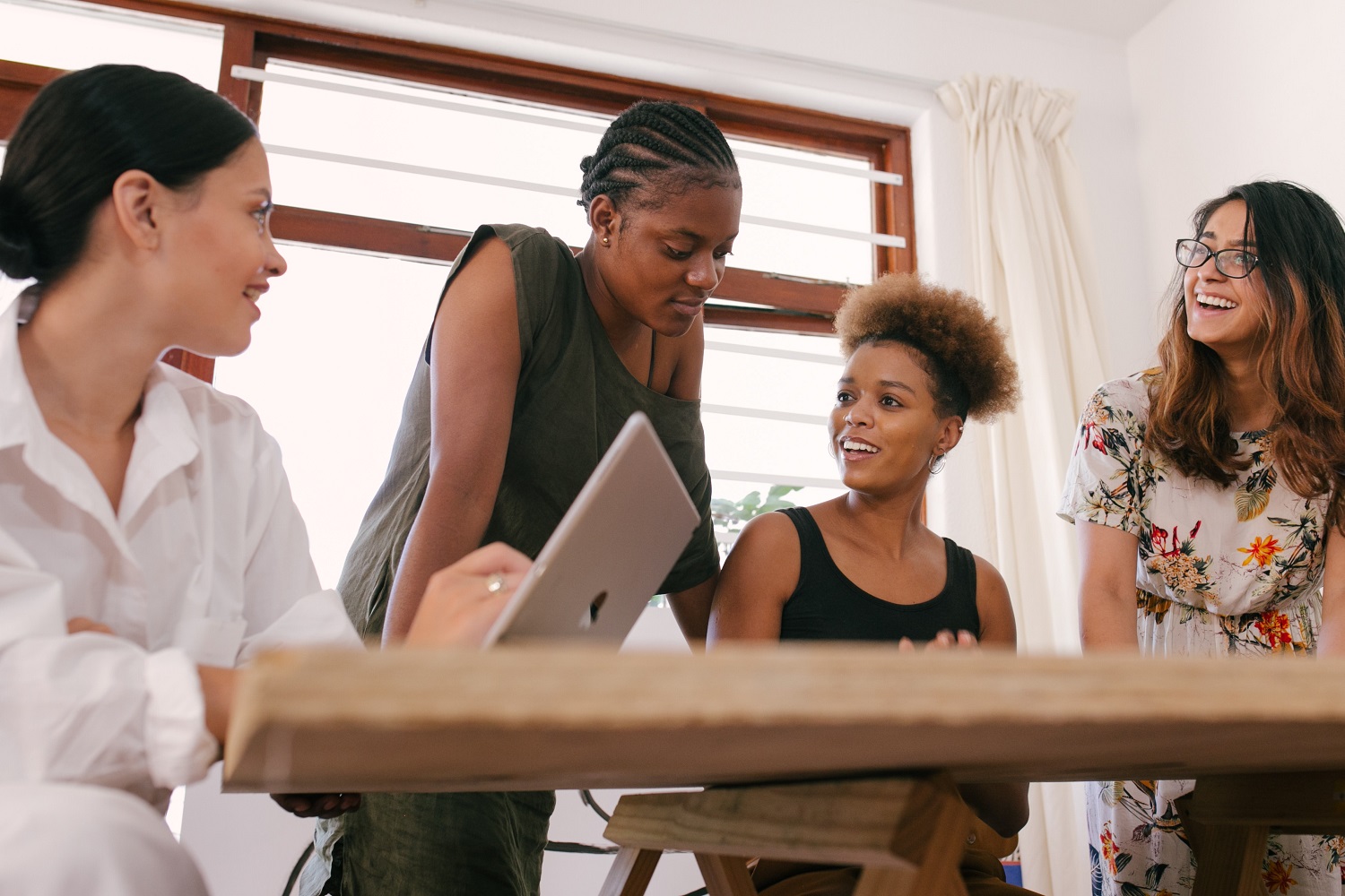 Estudos revelam que gestão de mulheres é mais assertiva em empresas