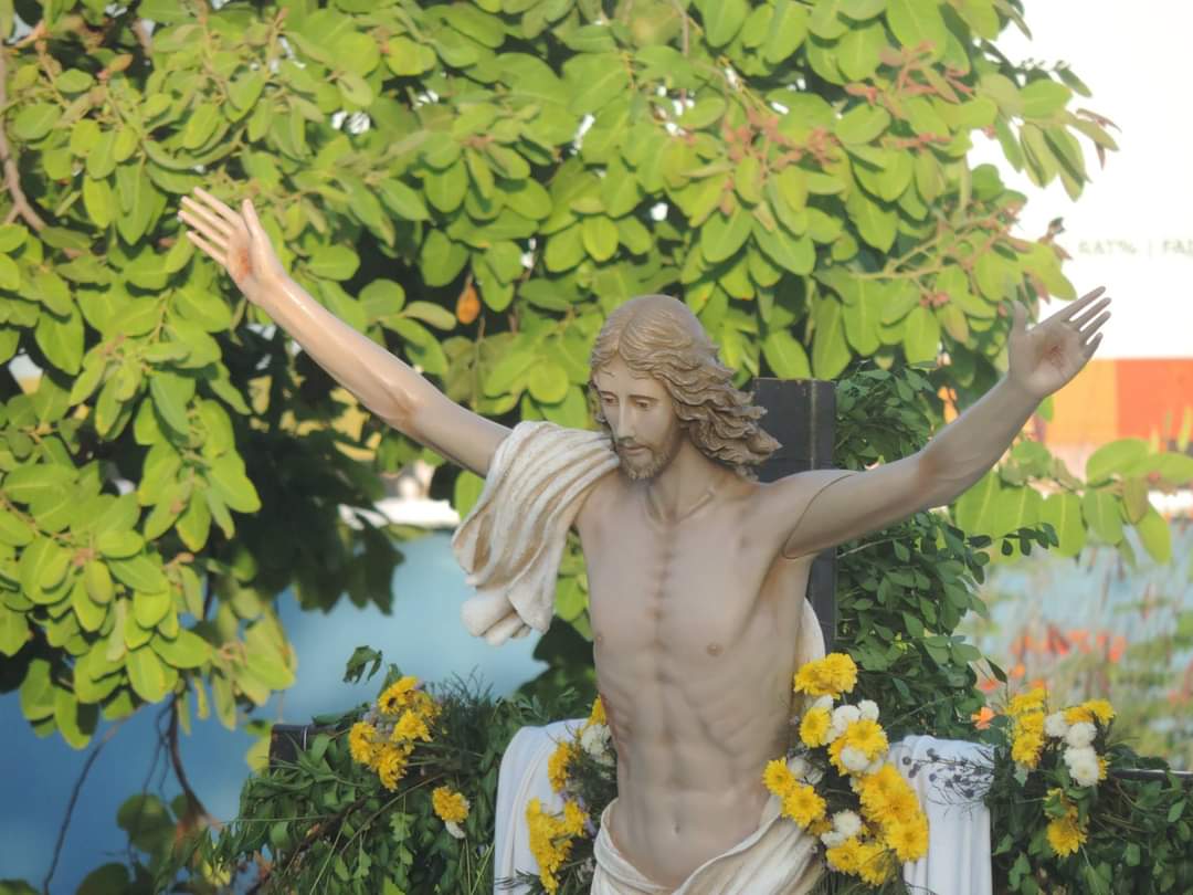 Imagem do Cristo Ressuscitado percorre ruas de Teresina neste domingo de Páscoa (04)