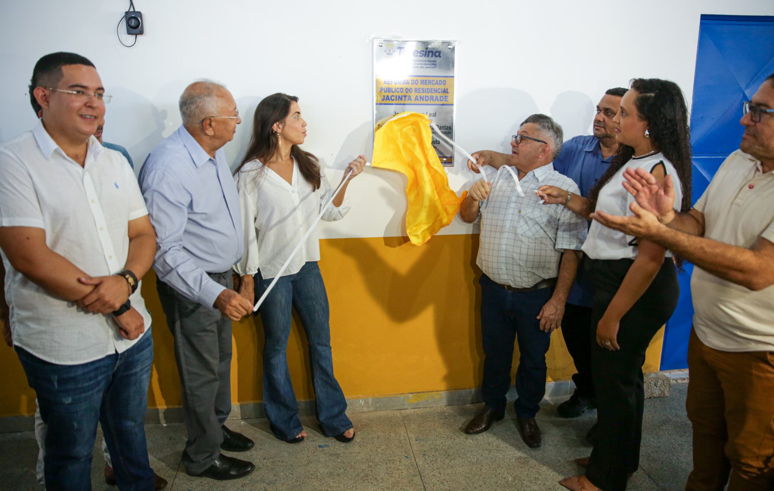 Prefeito de Teresina entrega Mercado do Residencial Jacinta Andrade