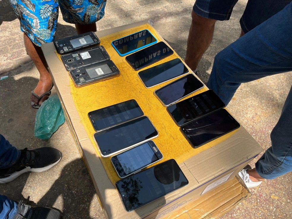 Nova operação apreende celulares e prende duas pessoas na Praça da Bandeira