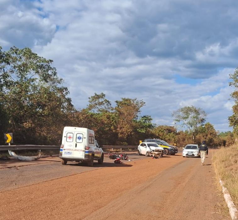 Motociclista morre em colisão com carro na BR 343 em Piripiri